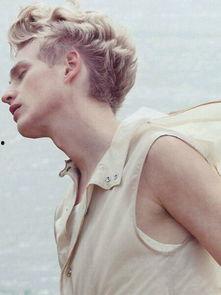 欧美皮肤推荐男生图片,打造型男必备的时尚男生图片推荐